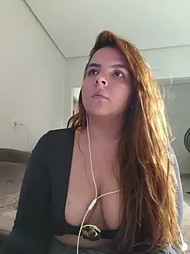 Sabrinagomeshot live