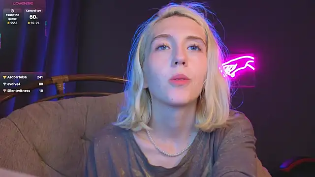 Elen__Moore live