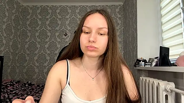 ShaylaChong live