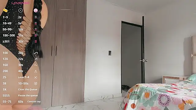 skinny_milky live