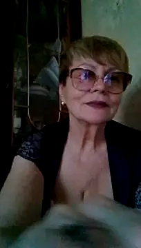 SophieBurns live