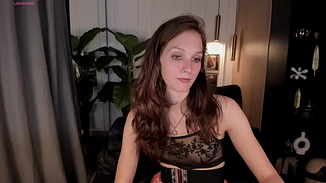 MirandaGlow live