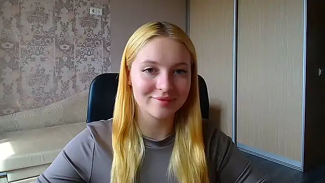Milka_kiss_ live