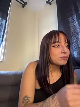 Mia_fiire live
