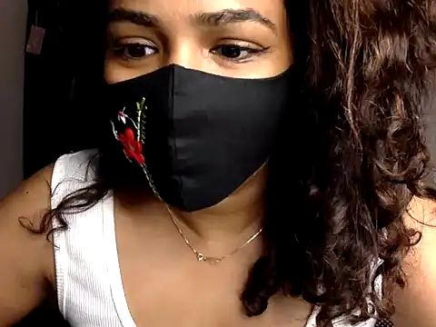 Nisha-moon live