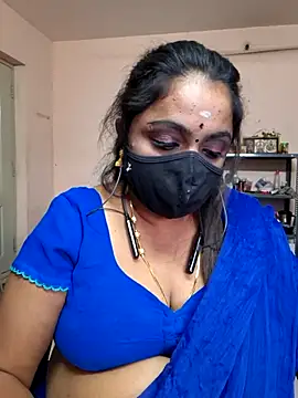 Queen_ilakiya live
