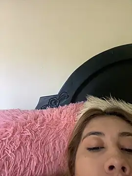 _BellaSmith_ live