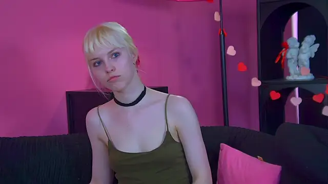 HannahHollis live