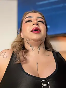 CarolQueen1_ live
