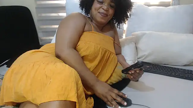 Foxybrownxx1 live