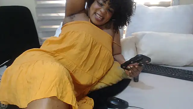 Foxybrownxx1 live