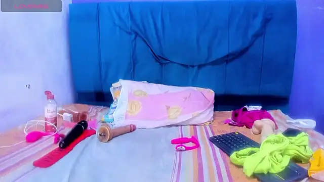 andrea_lopeez live