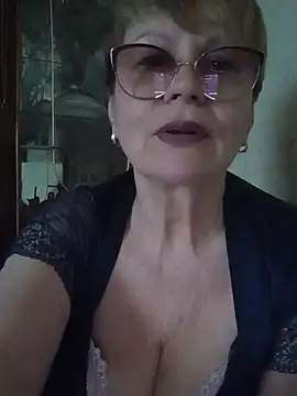 SophieBurns live