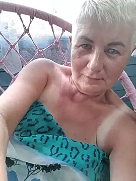 NicoleOlla live