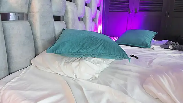 Emilye_rousee live