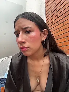 LilyRossi_ live