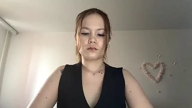 LauranAngelbeck live