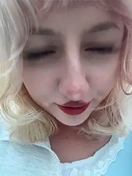 RonnieKiss live