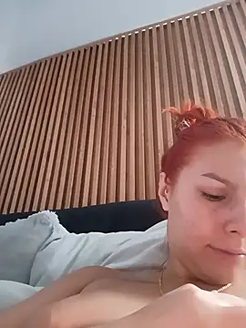 AnnyaEvans live