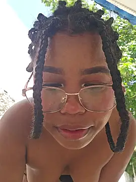 Alexandra_Jaramillo live