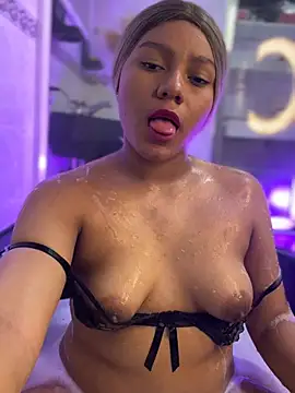MiaBlonde1 live