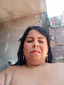 Mother-Big-tits live