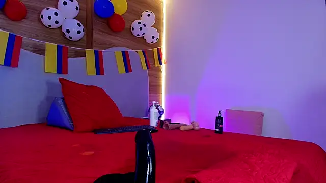 shaina_adams live
