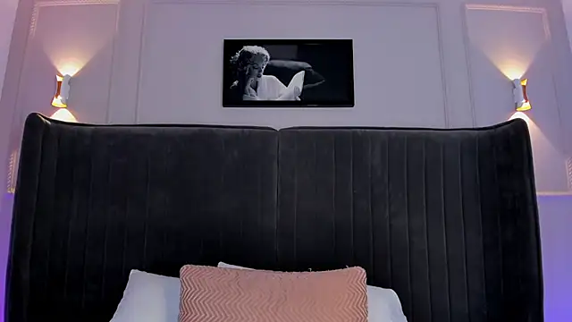 Karla_Hudsson live
