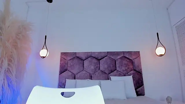 emily_nova_ live