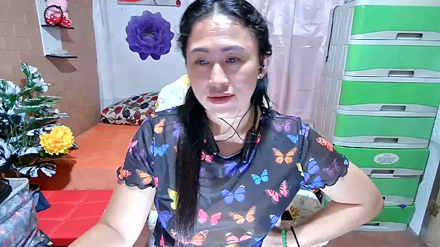 Filipina_Desire live