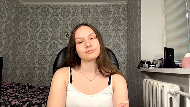ShaylaChong live