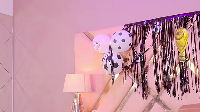 SamantaKane live