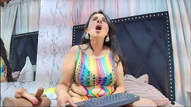 _Marcela__ live