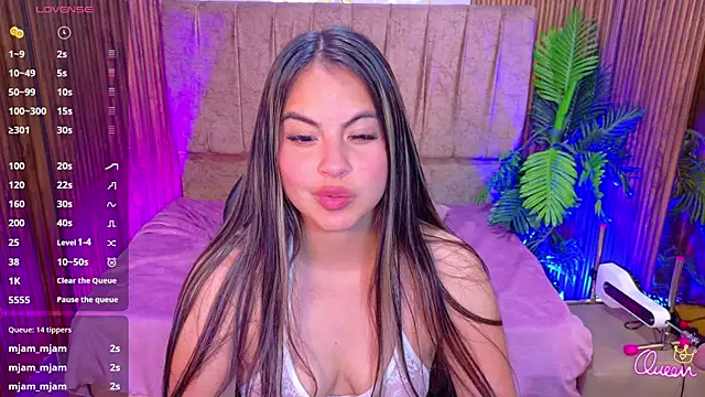 juanita_tay live