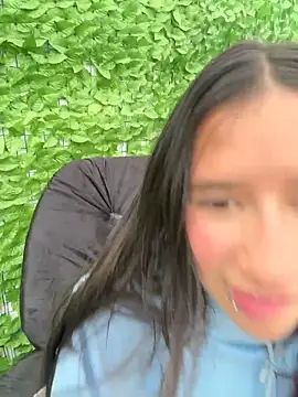LilyRossi_ live