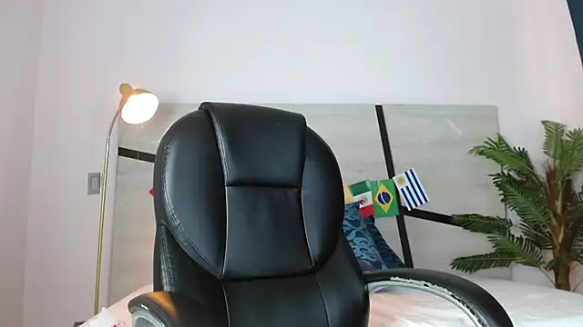 amara_sanchez live