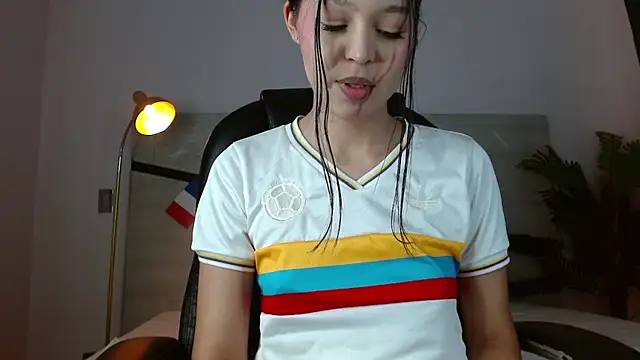 amara_sanchez live