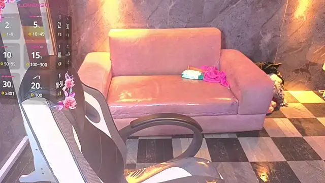 Clhoe_b live