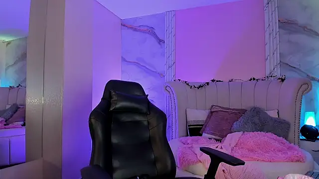 EmmaStonns live