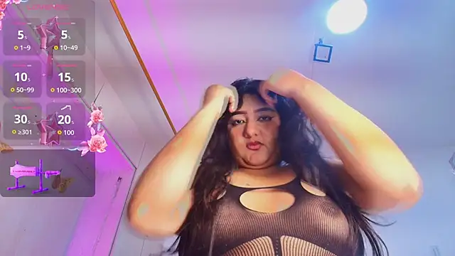 LilyWhitney live