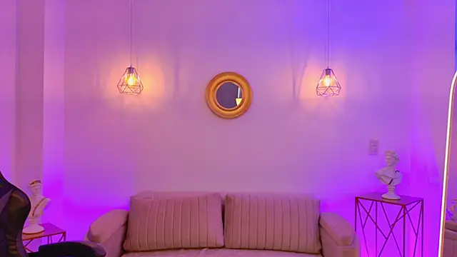 MilaCravee live