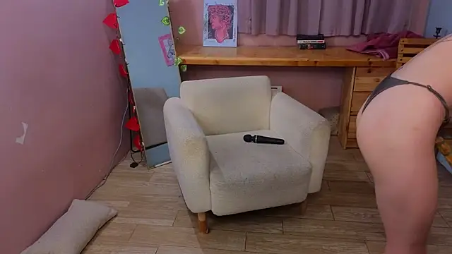 too_sexxxy live