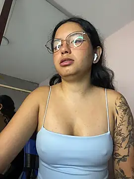 Rosita_forever_ live