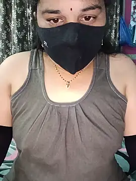 Priyanka__0 live