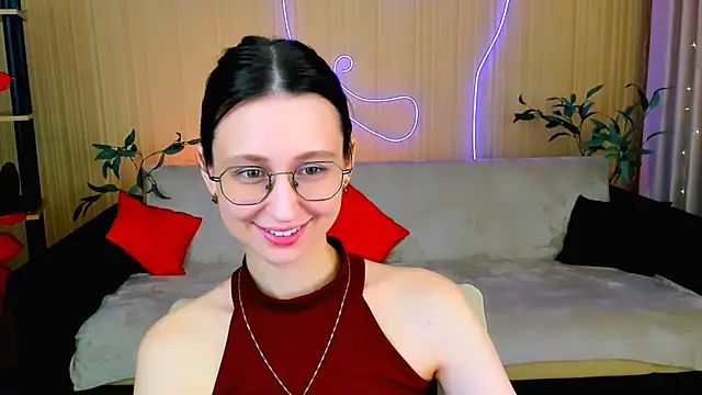 YourLovellyStory live