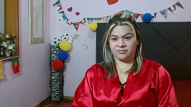 pamela_echeverria live