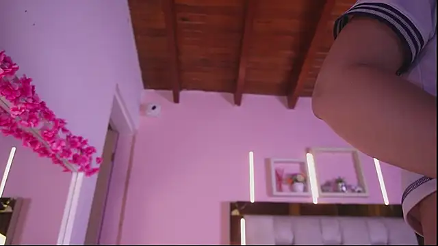 emmy_r live