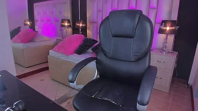 LuisaJonnes_ live