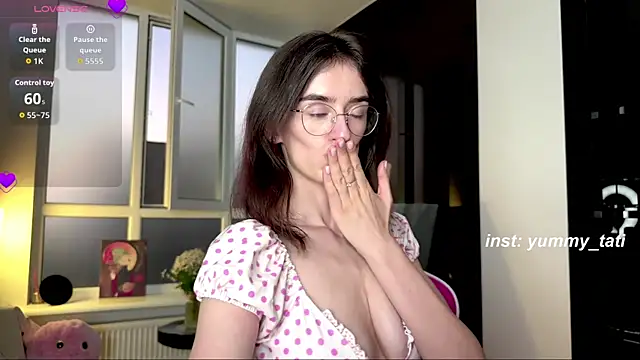 YummyTati live