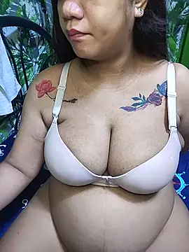 PreggyHotBigBoobs live